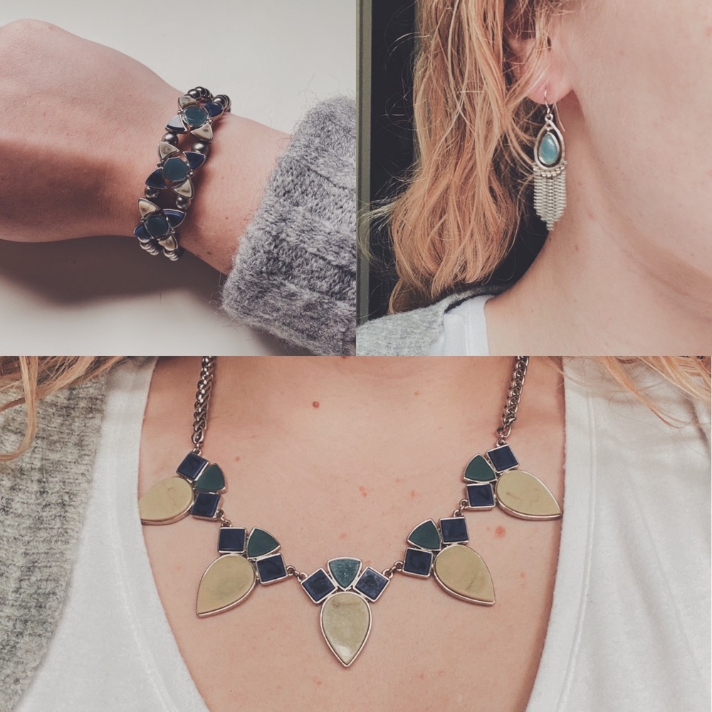 🆕 Blue Jewelry Set: Earrings, Necklace, Bracelet